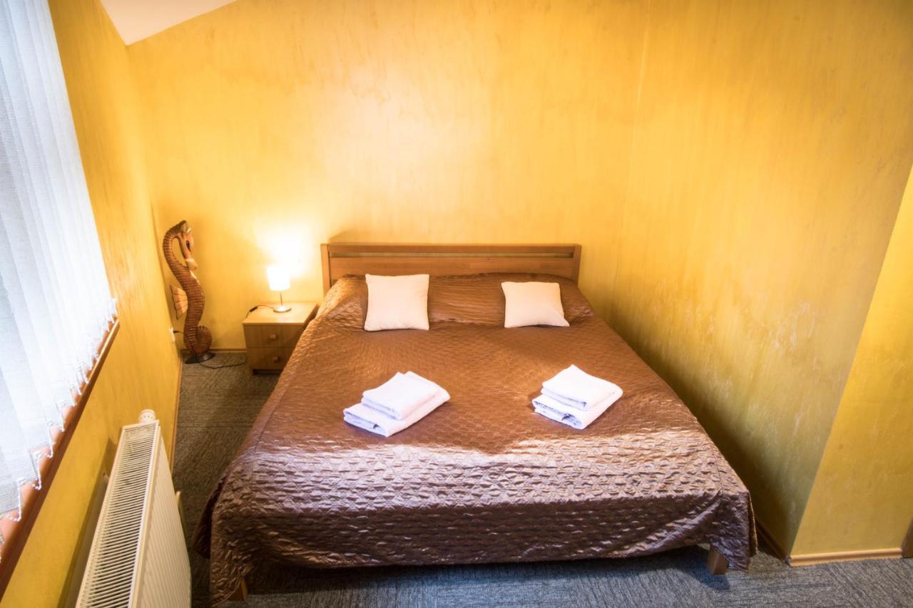 Hotel Somka Drienica Екстер'єр фото