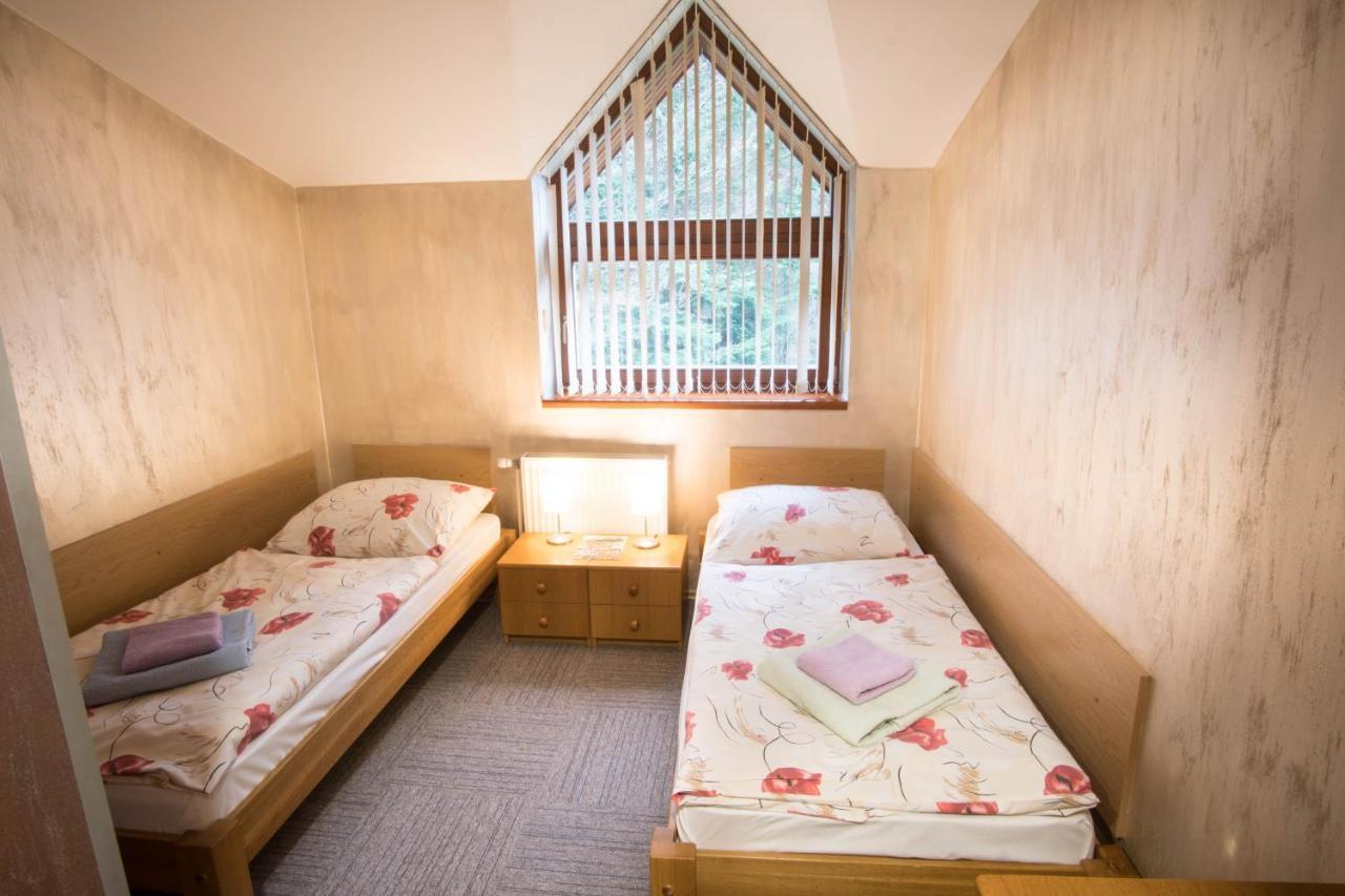 Hotel Somka Drienica Екстер'єр фото