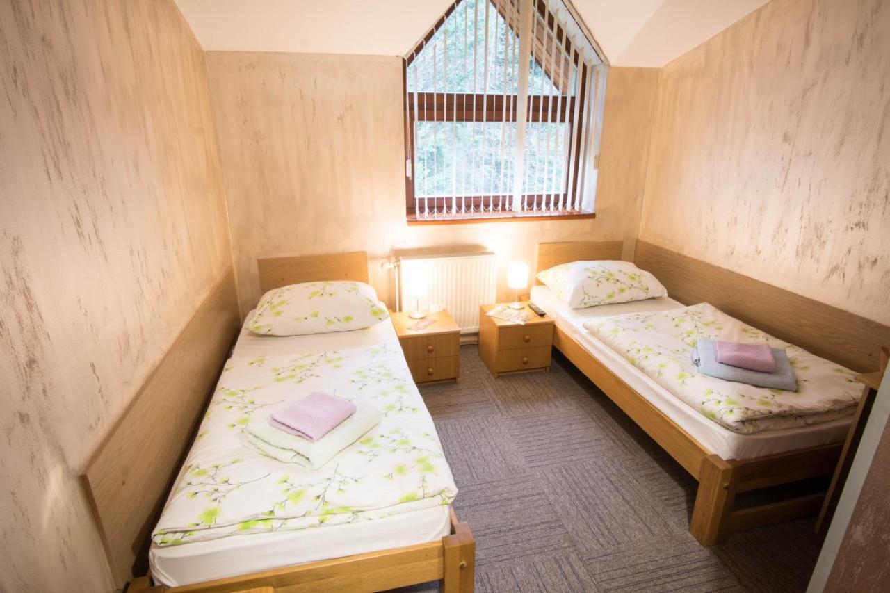 Hotel Somka Drienica Екстер'єр фото