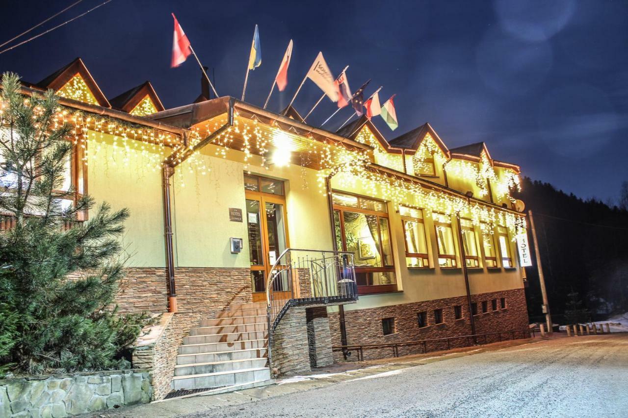 Hotel Somka Drienica Екстер'єр фото