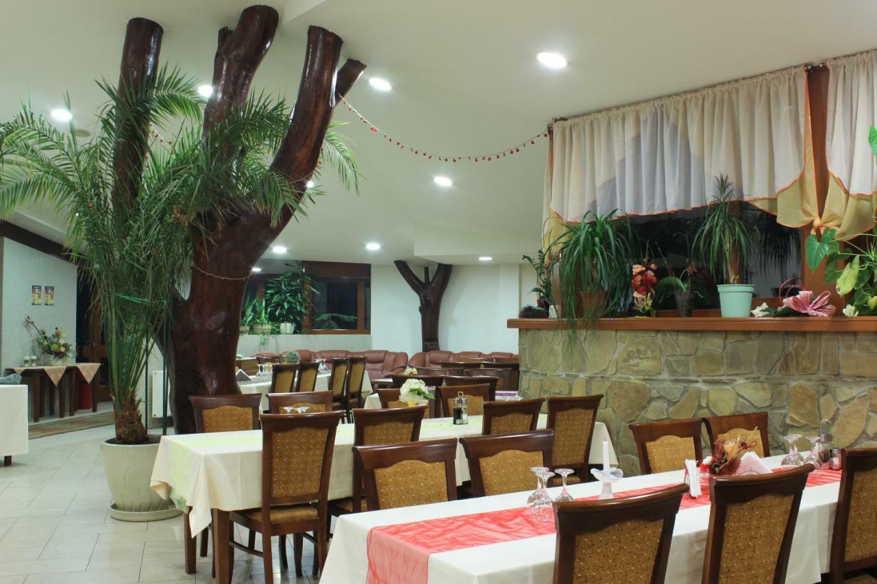 Hotel Somka Drienica Екстер'єр фото