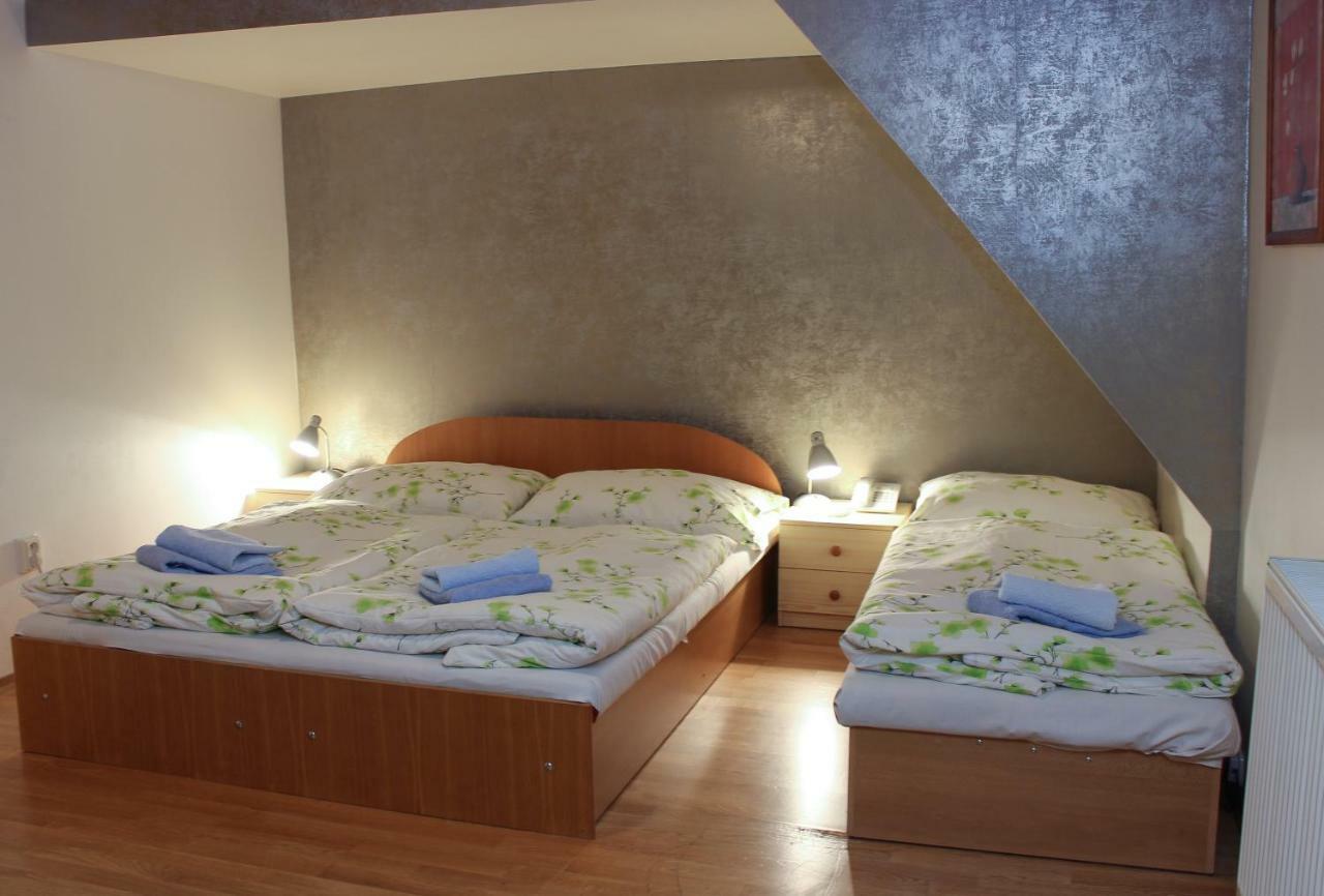 Hotel Somka Drienica Екстер'єр фото